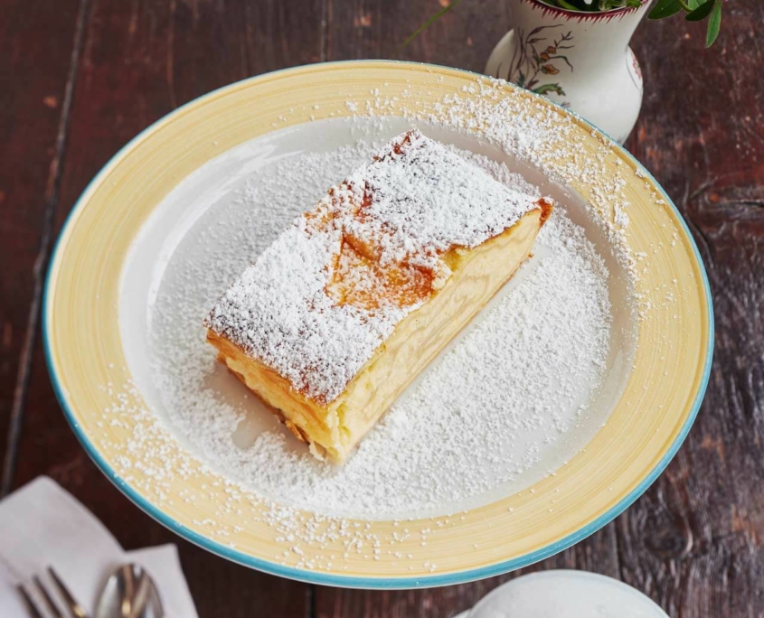 Topfenstrudel im Gasthof Stuibenfall